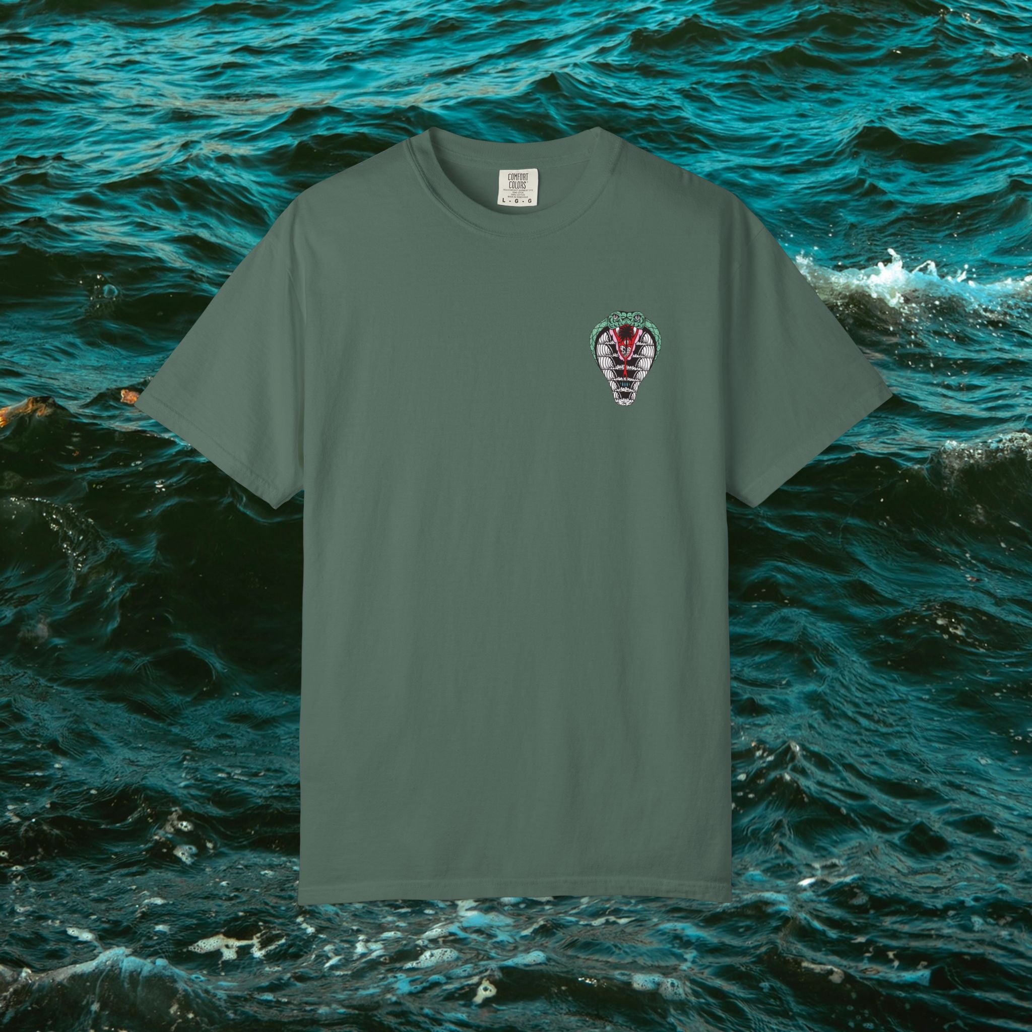 Cobra Tee