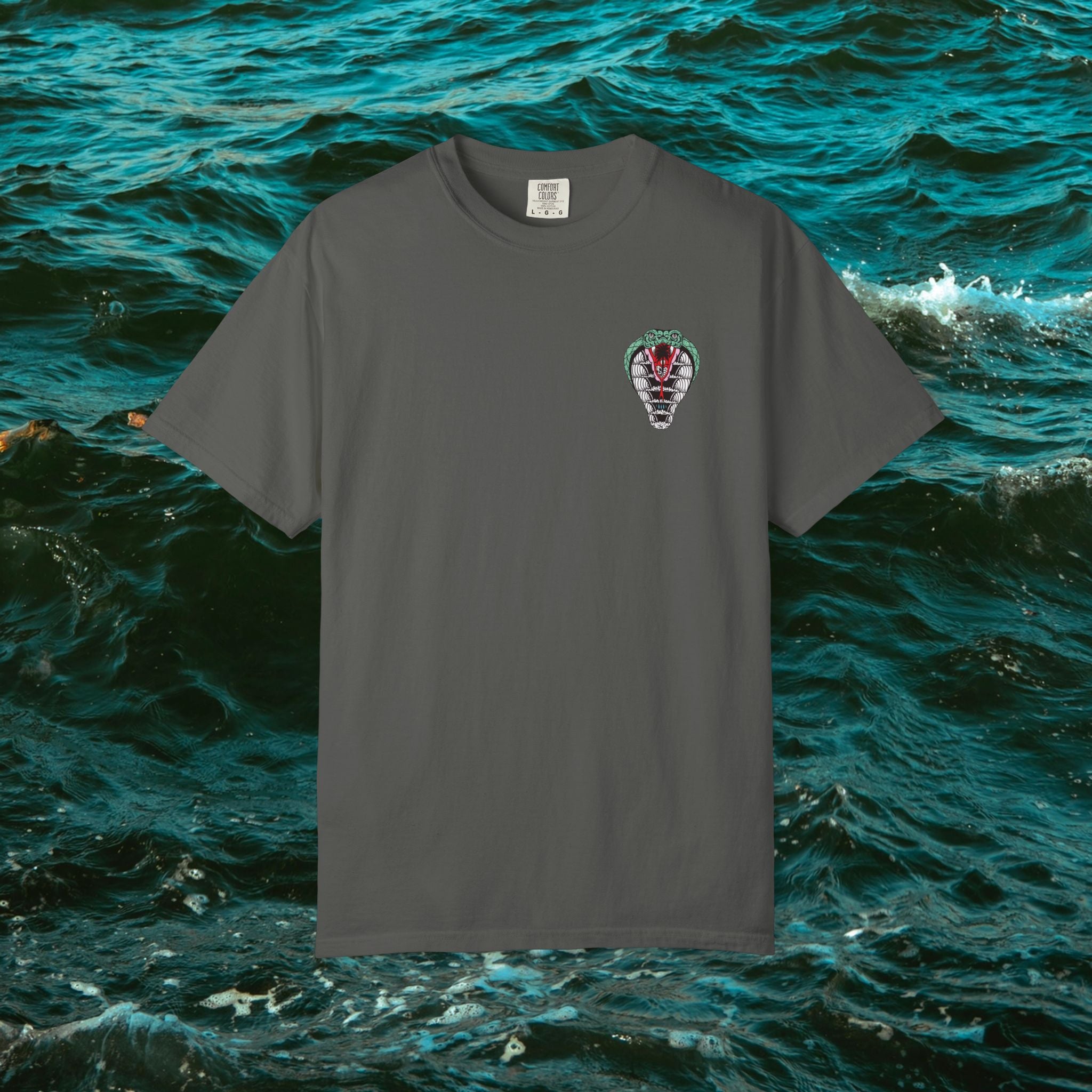 Cobra Tee