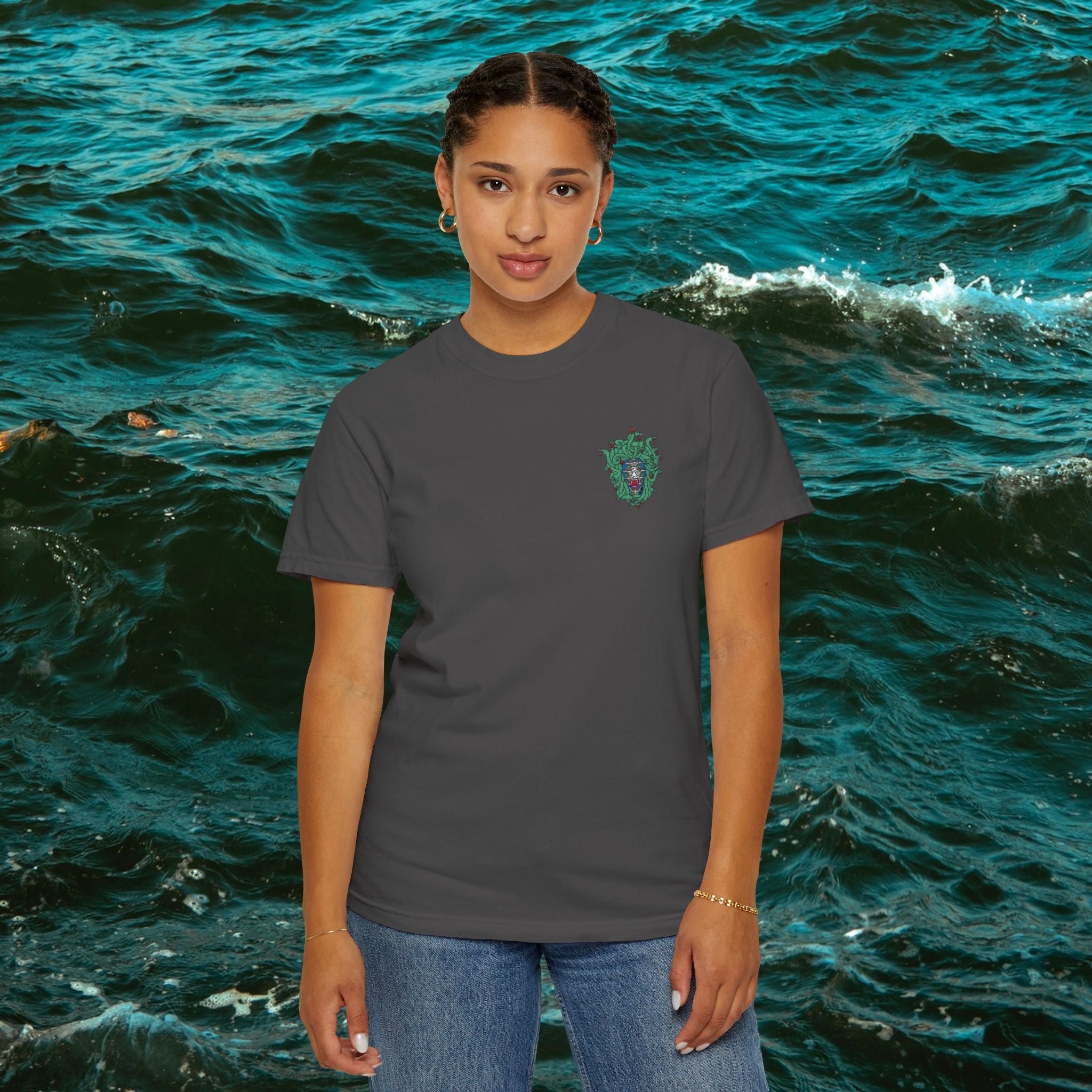 Medusa Tee