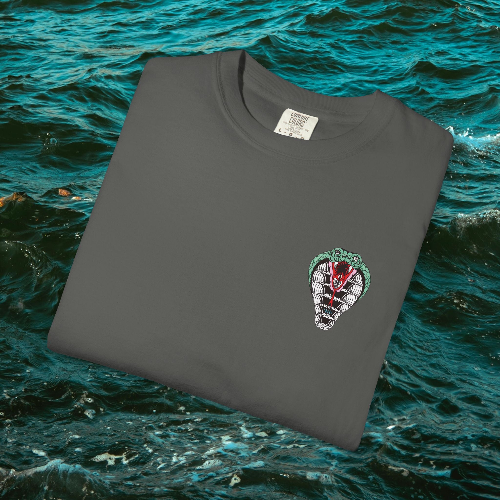 Cobra Tee