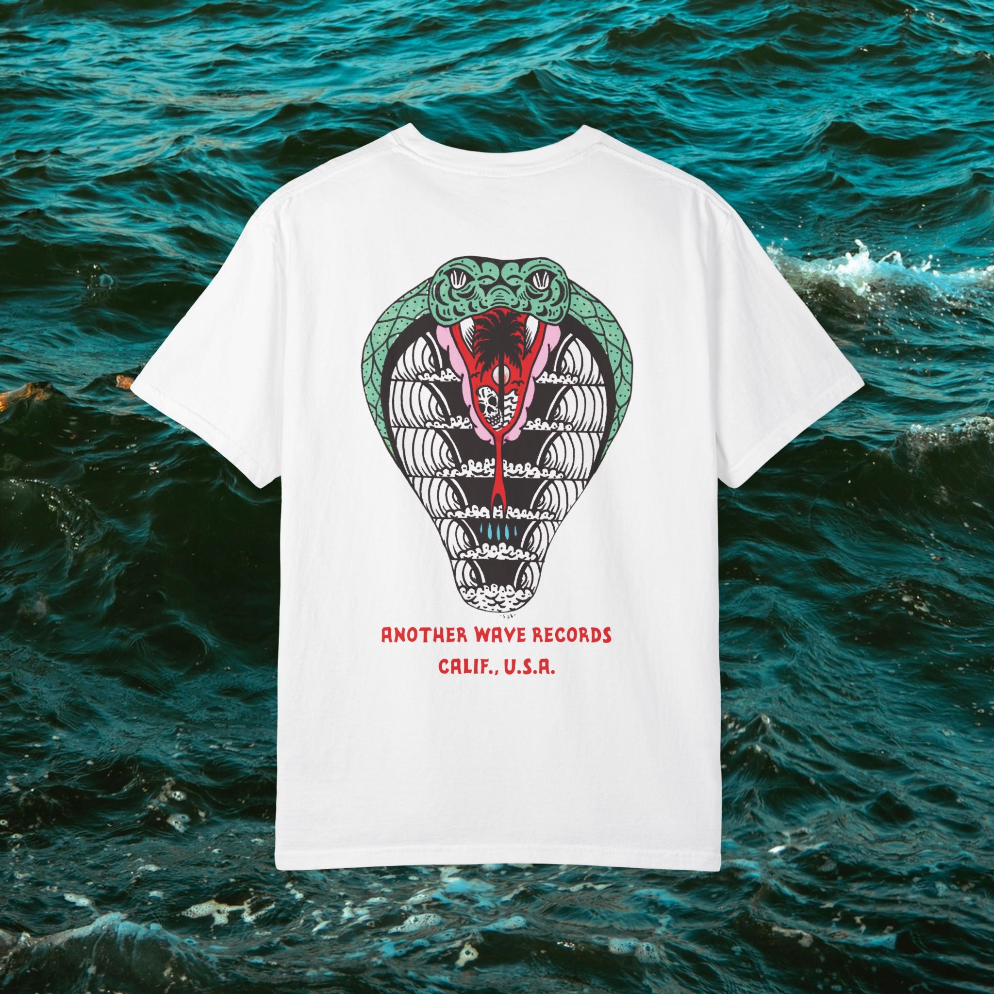 Cobra Tee
