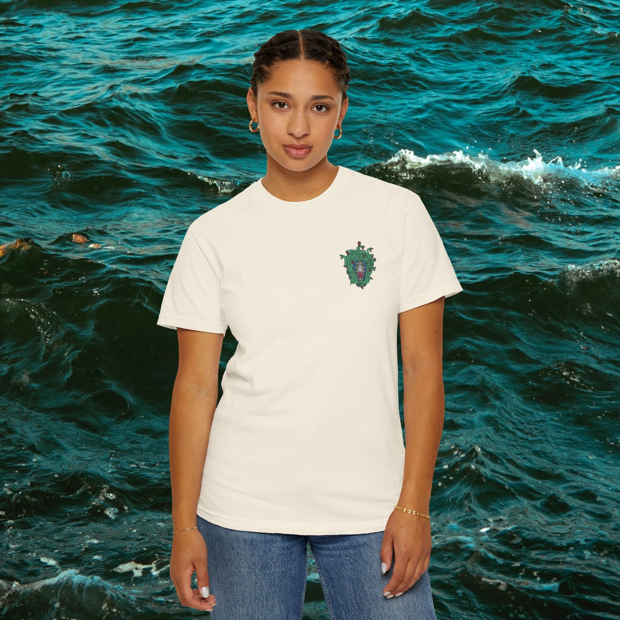 Medusa Tee